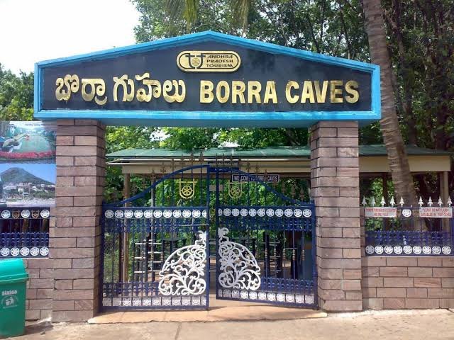 Borra Caves Itinerary